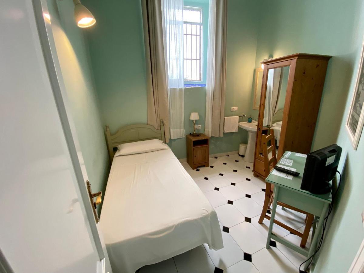 Pension Espana Cadiz Bagian luar foto