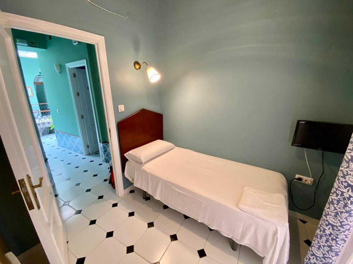 Pension Espana Cadiz Bagian luar foto